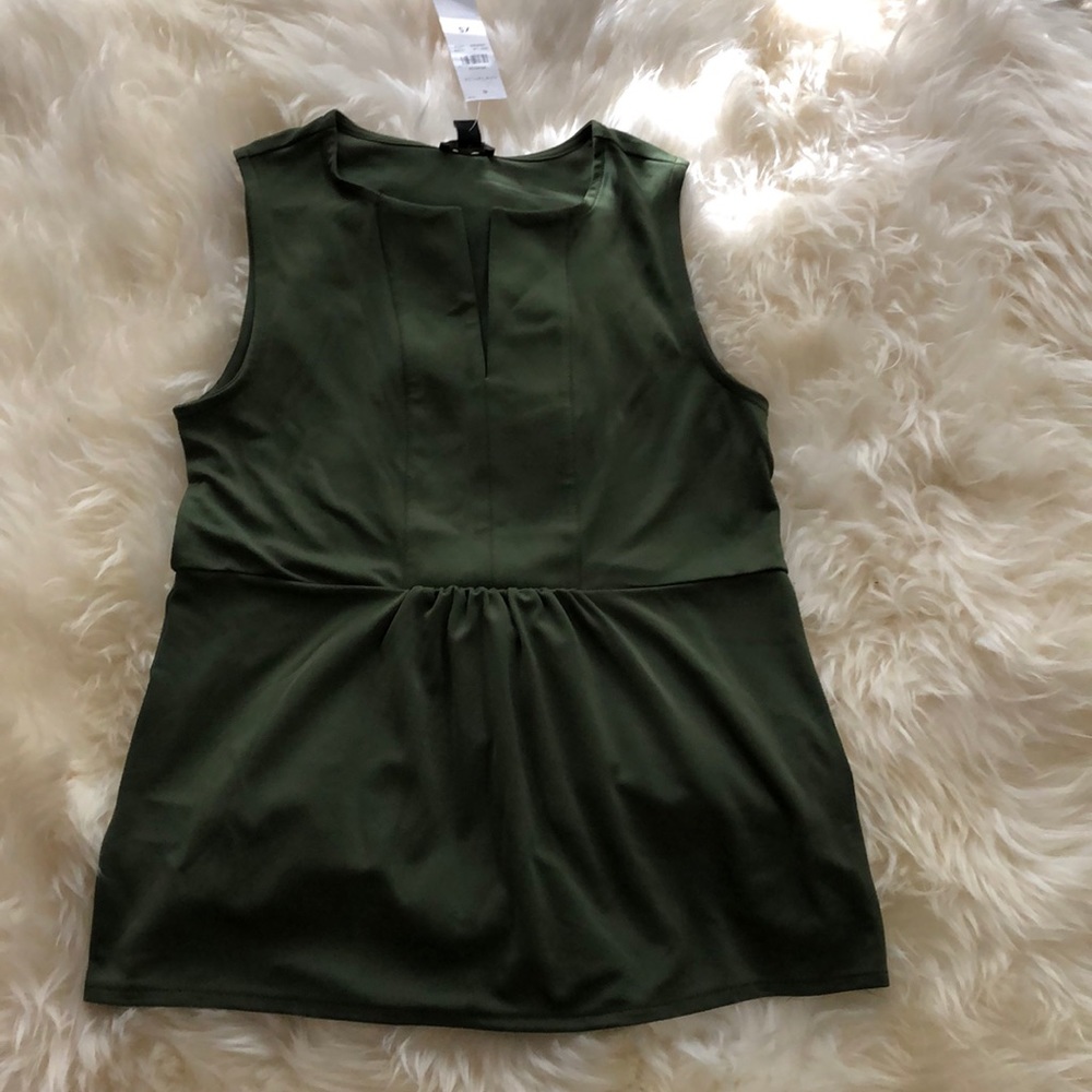 Ann Taylor Sleeveless Top